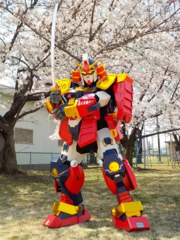 「ガンダムMk-2のコスプレ　衣装の出来栄えに刻の涙があふれる」の画像