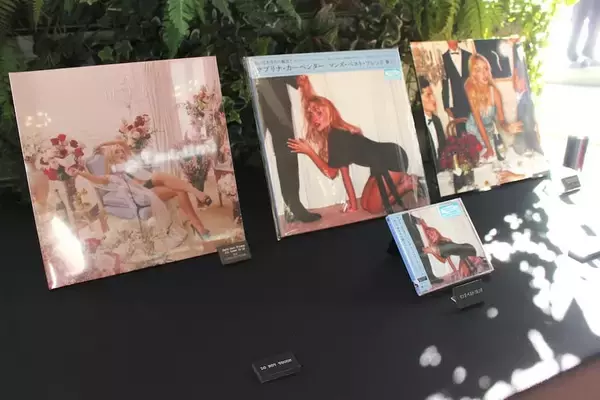 「ヒコロヒー＆ぱーてぃーちゃんが“サブリナ・カーペンター風”衣装で魅力語る！アルバムリリース記念のイベント登壇」の画像