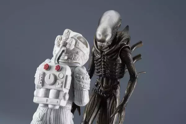 カプセルトイの域を超えた超造形　SR+シリーズに「エイリアン」襲来