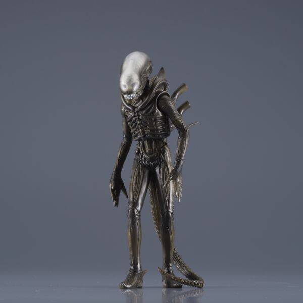 カプセルトイの域を超えた超造形　SR+シリーズに「エイリアン」襲来