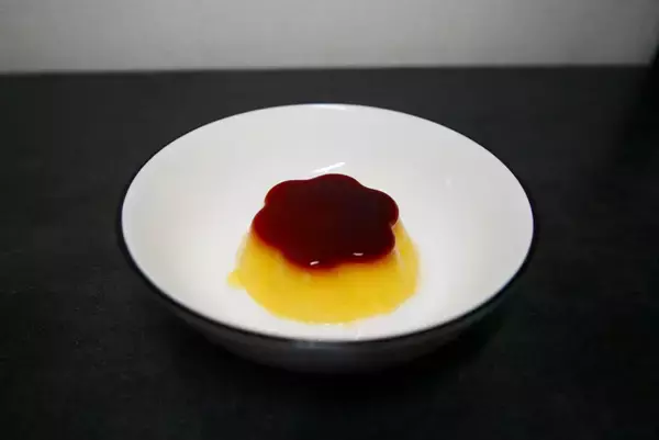 「「月見マックシェイク」は「プッチンプリン」の味がするって本当？検証して気がついた“違い”」の画像