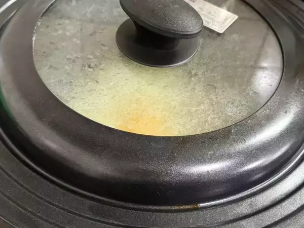 「海外で1000万回再生のバズり飯　未知なるウマさ「ホットハニーエッグ」を実際に作ってみた」の画像