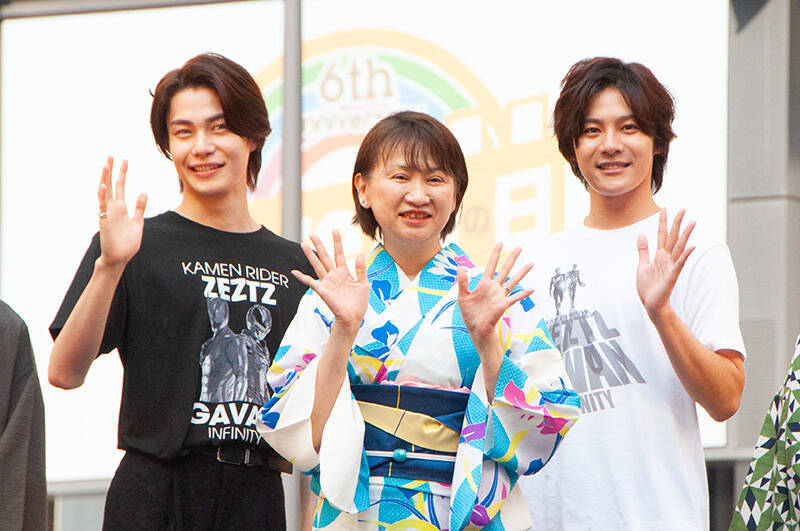 “ゼッツ”今井竜太郎と“ギャバン”長田光平、打ち水イベントでマル秘ルーティン語る　「唇を…」「相手の香りを…」
