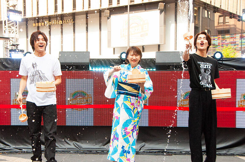 “ゼッツ”今井竜太郎と“ギャバン”長田光平、打ち水イベントでマル秘ルーティン語る　「唇を…」「相手の香りを…」
