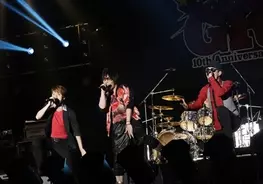 アニメディア 15年8月号の表紙は 誠凛高校のウインターカップ初優勝で感動のフィナーレを迎えた 黒子のバスケ 15年7月17日 エキサイトニュース