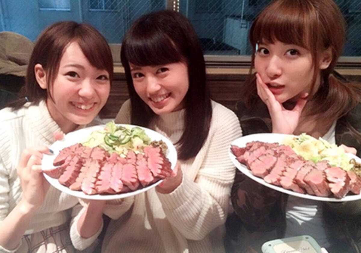 逢田梨香子らaqoursメンバー 仙台で超高そうな分厚い牛タンを食すも かわいいから許された 件 15年11月11日 エキサイトニュース