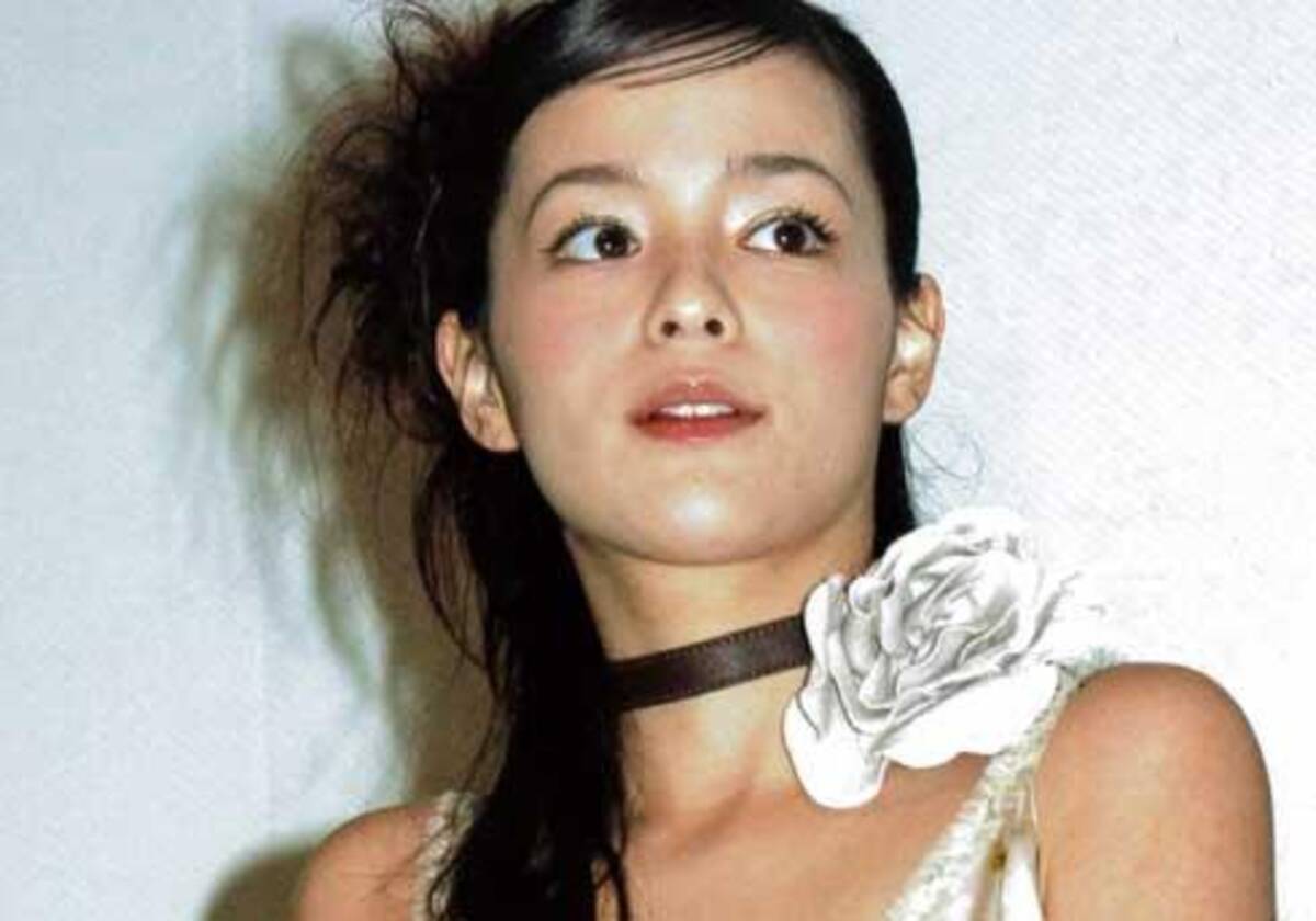 加藤ローサ 12年ぶりmv出演で 離婚危機 の声が再燃 劣化知らずで 広瀬すずより格上 の声も 2016年7月23日 エキサイトニュース