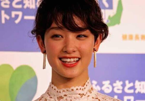 剛力彩芽 エヴァ初号機コスプレ姿披露で 再ブレイク の声 生セクシー にも注目集まる 17年1月2日 エキサイトニュース