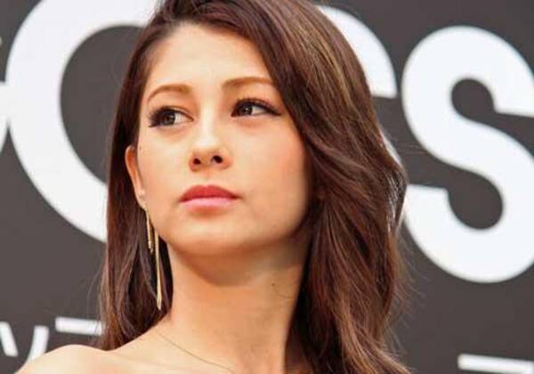 ダレノガレ明美 初料理本出版で ローラの強力なライバルに しっとりと美しい和服姿で新規ファン獲得 17年4月11日 エキサイトニュース
