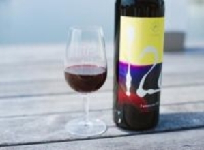 仕事帰りの“夜活”でワインを学ぶ！　フェリシモが「好きな赤ワインが見つかる会」を2月26日開催