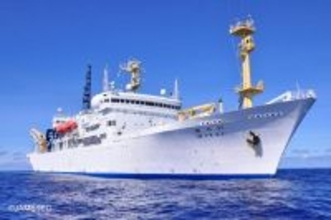 1月24・25日に「横須賀朝市 Morning Market」　海洋地球研究船「みらい」退役記念イベントも同時開催