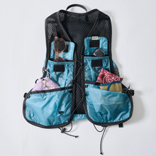 まるで“着るバックパック”だ！　COBMASTERから新作「HUMMING PACK VEST」登場
