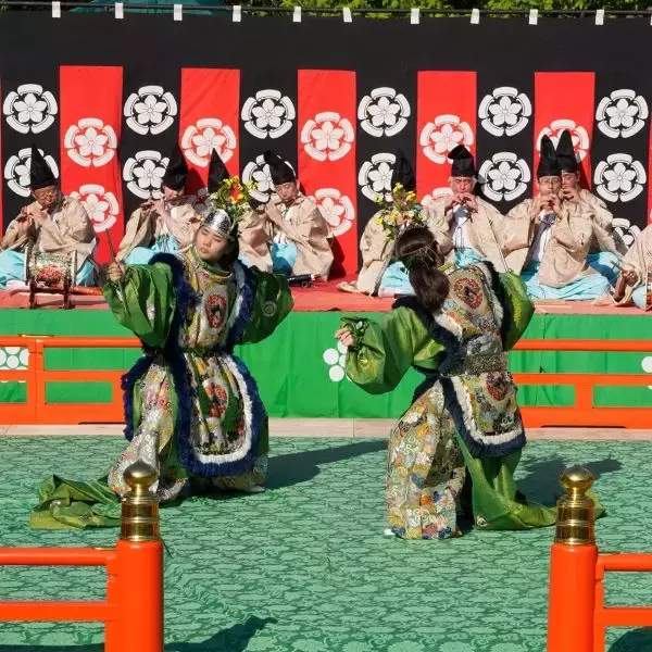 新しい年を日本古来の音楽と舞で祝おう！　慶祝と太平を願う華やかな舞楽「太平楽」を全編上演