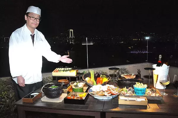 「噴水ショーと東京タワーのツイン競演　“夜花”と楽しむ炭火焼き提供　ヒルトン東京お台場・日本料理店」の画像