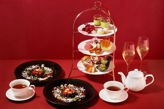 東京・丸の内の美術館でお茶を楽しむ　三菱一号館美術館で色彩テーマのアフタヌーンティー