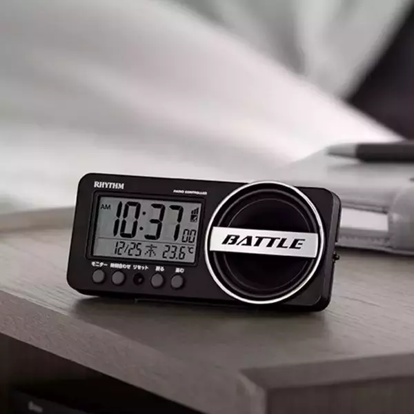 絶対に寝坊したくない人のための大音量めざまし時計　持ち運びに便利なコンパクトサイズで出張でも活躍　