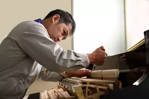 「ヤマハがグランドピアノの新製品を来春発売　コンサートグランドの技術とノウハウを惜しみなく注ぎ表現力を追求」の画像