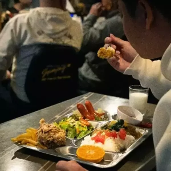 全国のカレーを楽しむ「よこすかカレーフェスティバル2026」　自衛隊基地内での艦艇公開も