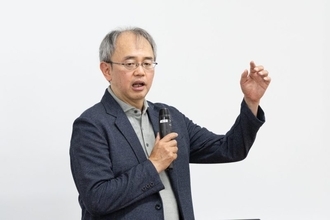 身近なことから「景気読む目」養う　AIに投資委ねる危険性も　金融教育講義で日体大生200人