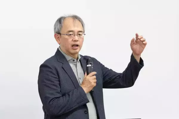 身近なことから「景気読む目」養う　ＡＩに投資委ねる危険性も　金融教育講義で日体大生200人