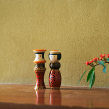 青森・黒石から暮らしに寄り添う逸品　津軽塗の「ルビンのこけし」や無添加りんごジュースを限定販売