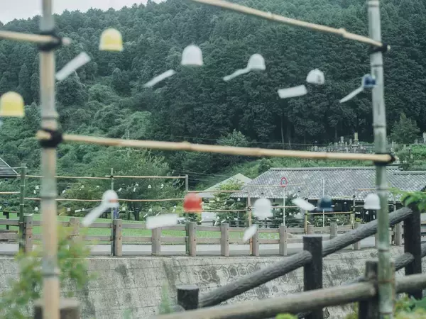 「2000個の風鈴が涼を奏でる！　佐賀・伊万里の夏の風物詩“風鈴まつり”がパワーアップ」の画像
