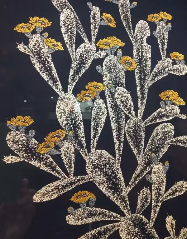 「針がすくいだす世界　絵画のような刺しゅうから千人針まで」の画像