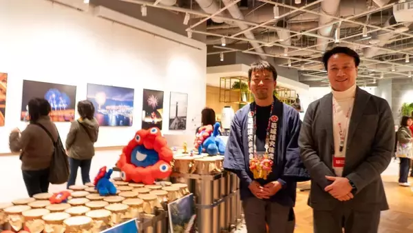 「万博花火、「5分間の光」が残したもの　一瞬の輝きを一生の思い出にしてつなぐ」の画像