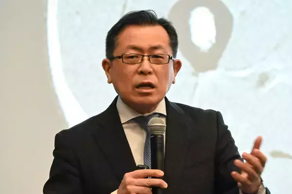 「フレイルをVRで疑似体験、予防を支援　大塚製薬がプログラムの提供開始」の画像