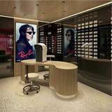 「京都に国内最大級のレイバン直営店　伝統と革新が融合した新拠点が4月3日オープン」の画像1