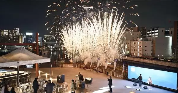 大阪・中之島で花火と食事を楽しむイベント　「水都大阪花火 鑑賞ナイト」を開催