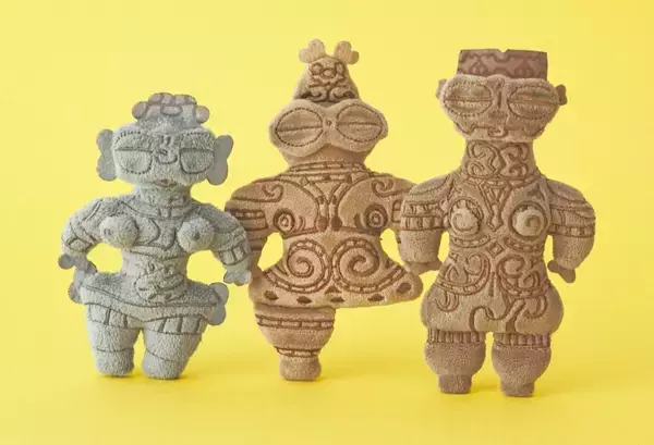 縄文土偶が“日常アイテム”に変身　世界遺産登録5周年でフェリシモがユニークな新グッズ発売