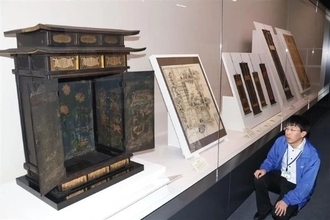 大海原に空舞う天女　福井県で鎌倉時代の「厨子（ずし）」を堪能できる企画展