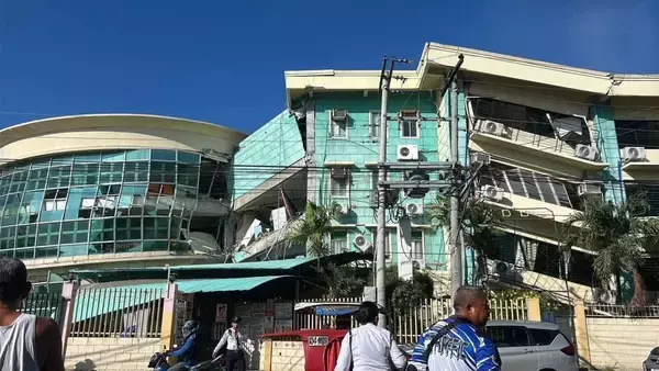撮影時の恐怖を語る被災者フィリピン地震の衝撃動画　【水谷竹秀✕リアルワールド】