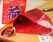 初競り本マグロをお取り寄せ　刺身用のさくで買える