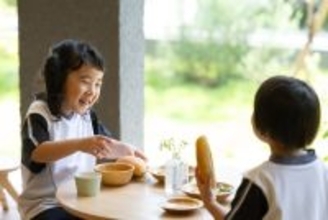 こども園6カ所約700人が同じメニューを「いただきます」　貝塚中央福祉会、4月24日に創立50周年記念イベント