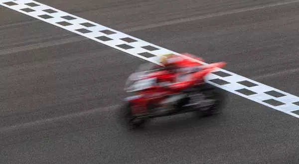 中学中退のバイクヒーロー誕生　【野村義樹✕リアルワールド】