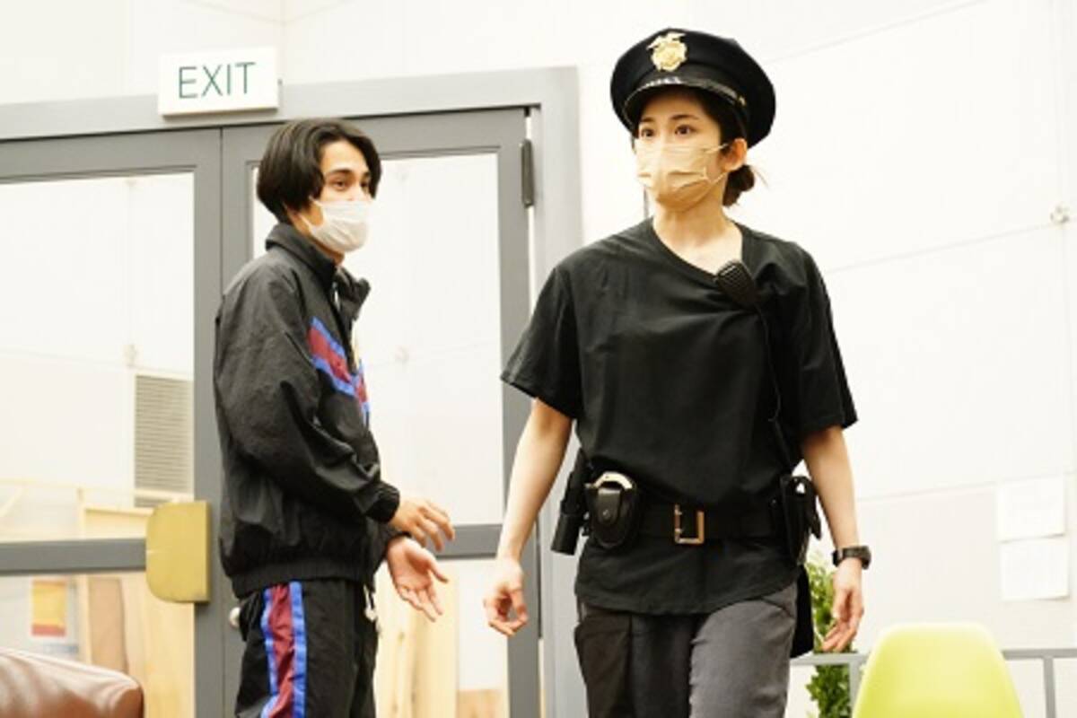 濃密な会話劇 舞台 ロビー ヒーロー 開幕へ 22年5月6日 エキサイトニュース