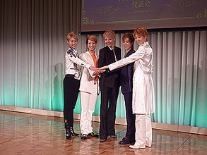 5組トップが集結！ 宝塚歌劇が100周年の演目、記念行事の詳細を発表！
