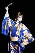 宝塚の100周年を祝う3本立て！ 月組公演が開幕！