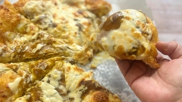 のどごしが最高なピザ、爆誕。ピザハットの「飲めるピザ」を半信半疑で食べてみたら溺れるレベルで濃厚・オブ・濃厚でした