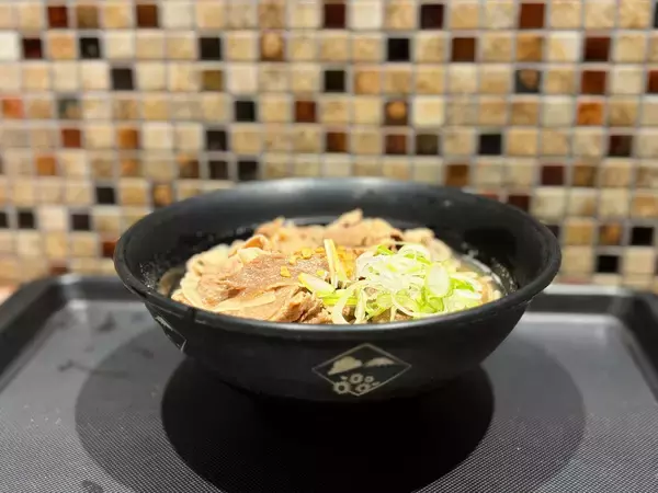 忘年会シーズンは名代富士そばの「バクテーそば」で乗り切ろう