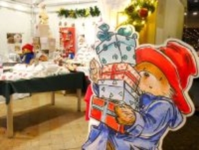 パディントン™と一緒に冬のお散歩しよう❄️イルミネーションやグルメ、スタンプラリーを楽しめる「パディントン™の日本橋大冒険」