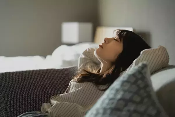 なんだかカラダがだるいしやる気が出ない…ひょっとしたら「秋バテ」かも！主な原因はなに？改善法はあるの？