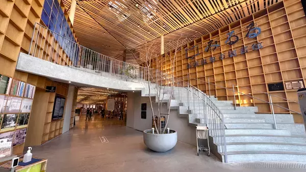 近所にあったら毎日通う「那須塩原市図書館 みるる」