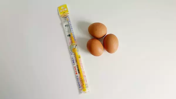 卵を均一に混ぜるための専用ツール「まぜ卵」って必要？菜箸で十分と思っている私が実際につかって検証してみた