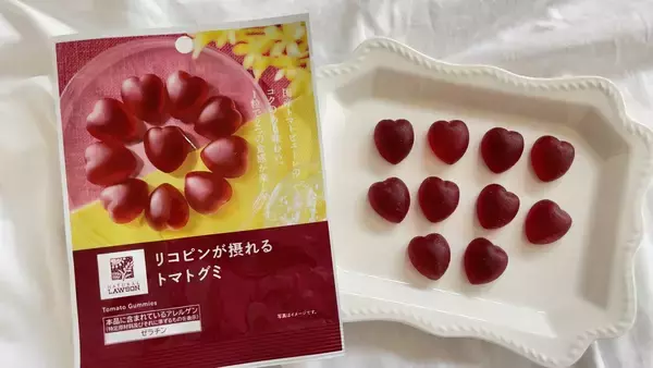 【#グミ偏愛レポ】198円でリコピン補給!? ナチュラルローソンの個性派トマトグミが登場していたので食べてみたら神食感でした…！