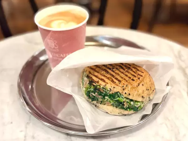 HARBSの姉妹店「アンティコカフェ」で大人気のパニーニを食べに行ってきたよ