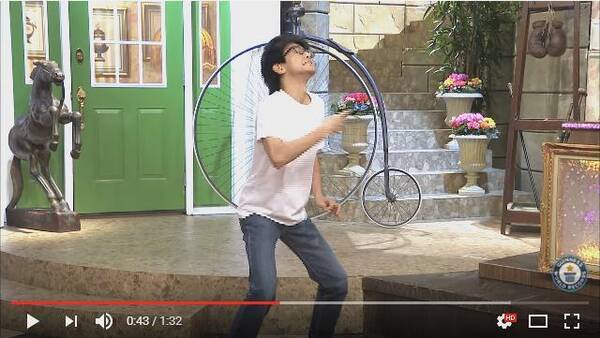 探偵ナイトスクープに出演した 指パッチンが早すぎる大学生 が8年ぶりにギネス世界記録を更新 海外視聴者にも大ウケ 17年2月15日 エキサイトニュース 探偵ナイトスクープに出演した 指パッチンが早すぎる大学生 が8年ぶりにギネス世界記録を更新 海外視聴者にも大ウケ 17年2月15日 エキサイトニュース