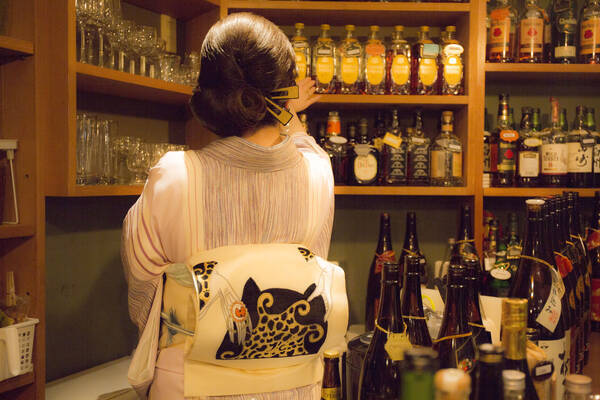 誰もがうらやむハイスペ彼氏をゲット★ でも本当は…うまくいってないんです!! ダメ男に悩む乙女限定の「スナック